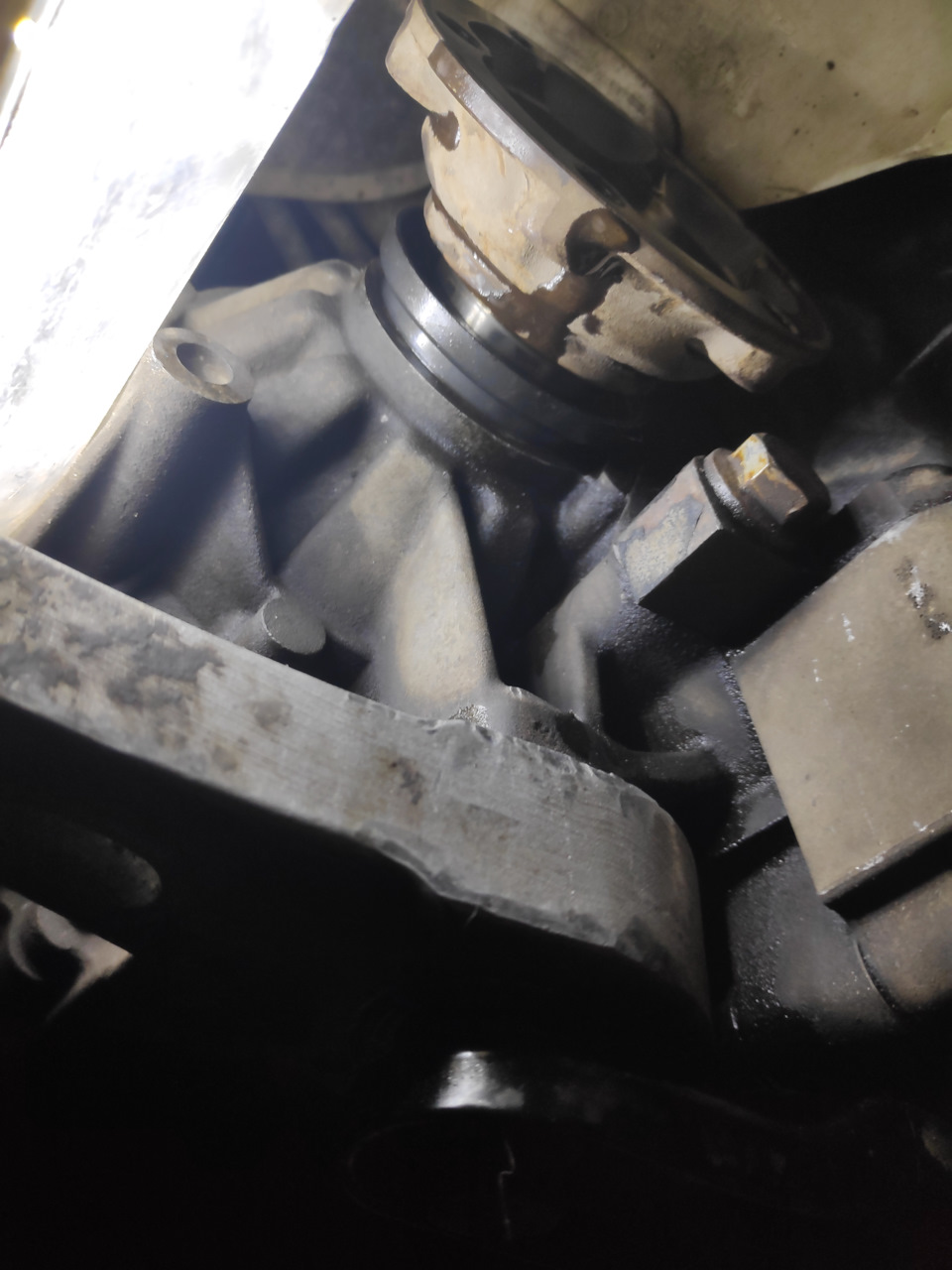 Заміна сальника МКПП 6ст. VW Passat b6, коробка KVT. 1