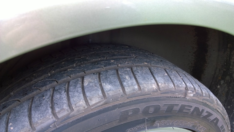 Bridgestone Potenza RE050 2