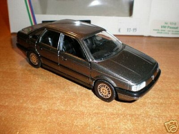 Масштабні моделі passat 2