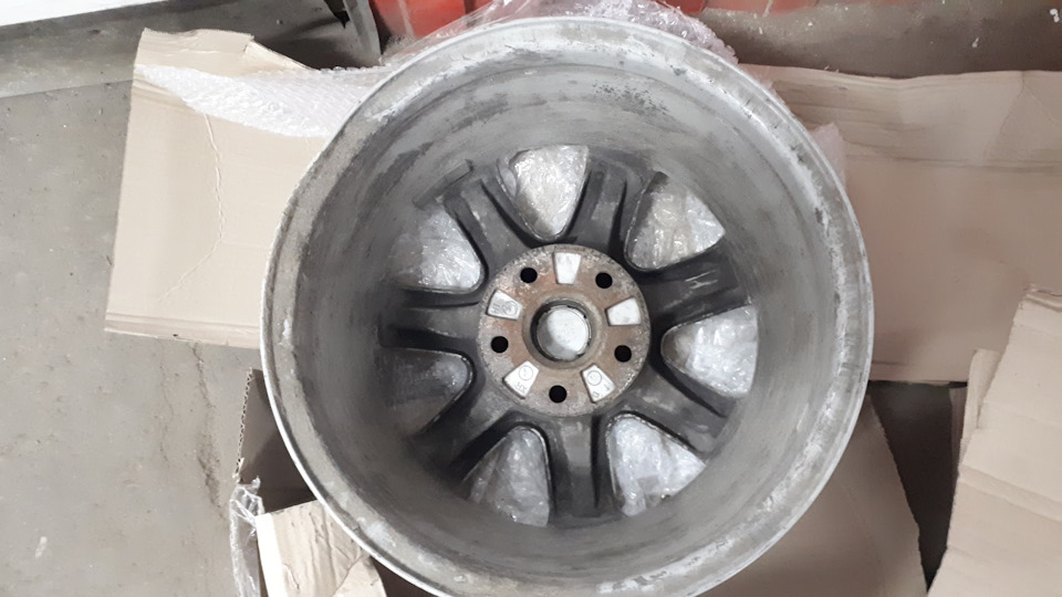 Повна реставрація дисків ADELAIDE та нові шини Hankook Winter I Cept iZ 2 W616 195/65/15 95T 2