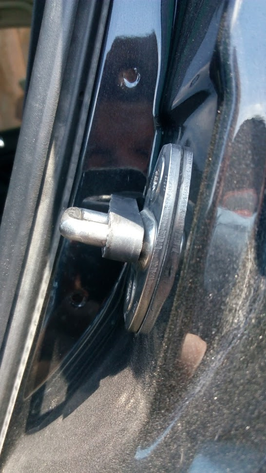 Упор петлі а-ля Audi A8 4E4837763 4