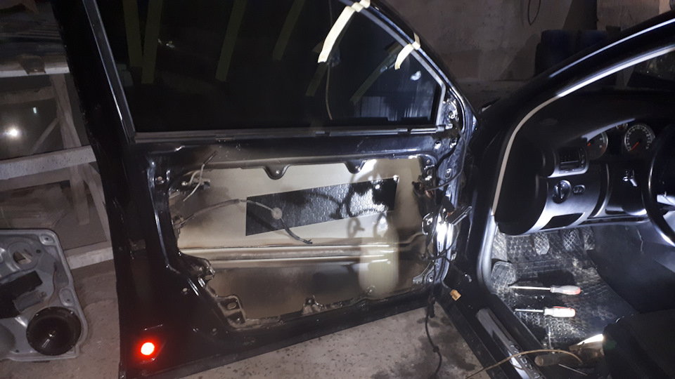 Дзеркала з електроскладанням, підсвічуванням та пам'яттю. Частина 2 5
