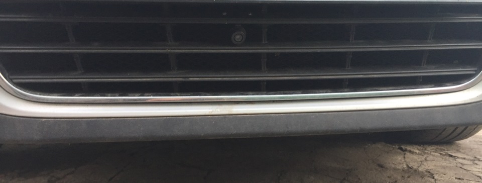 Камера переднього виду VW PASSAT B6 1