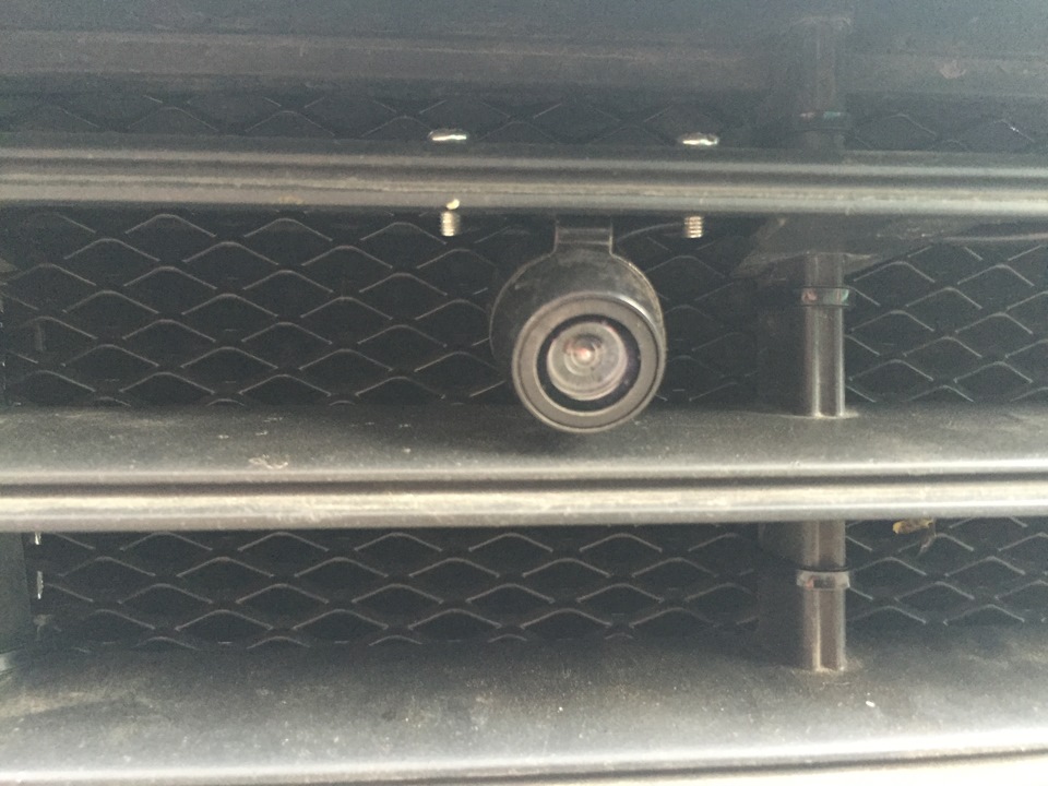 Камера переднього виду VW PASSAT B6 4