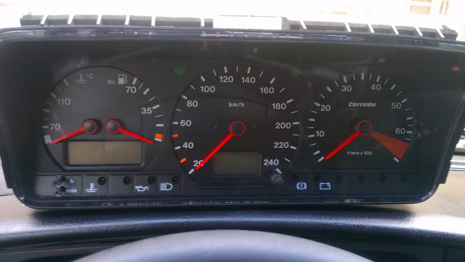Приборка від Corrado у Passat B3 3