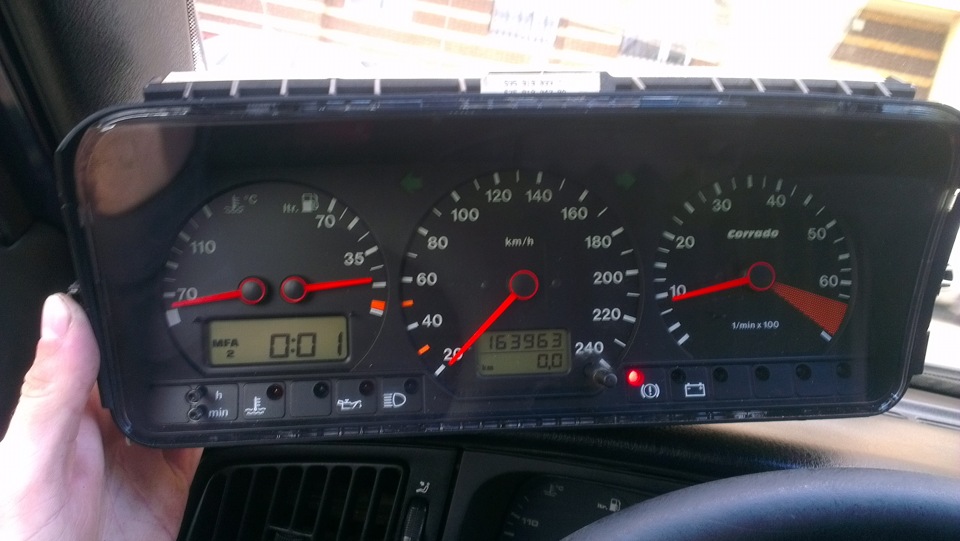 Приборка від Corrado у Passat B3 1