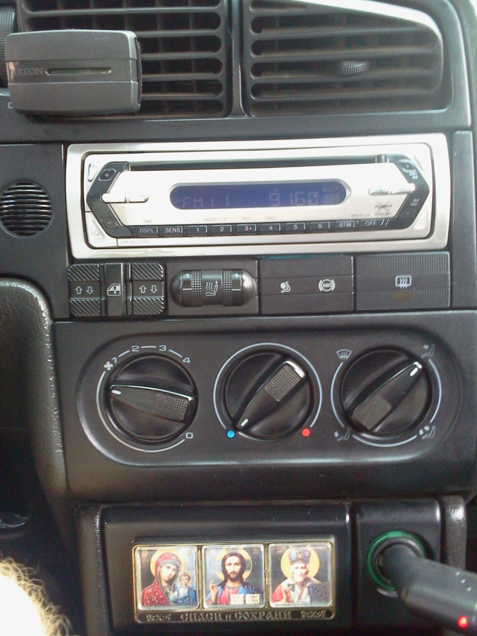 Автомагнітола Sony))) 1