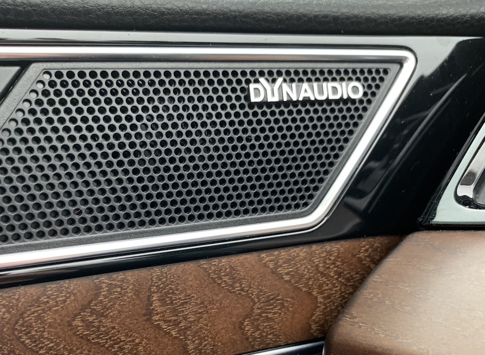 Шильдики DYNAUDIO 2