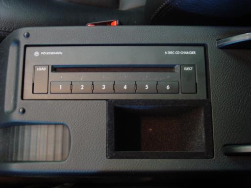 (Скасувати)Куплю OEM CD Changer 6 Disk Passat B5.5 1