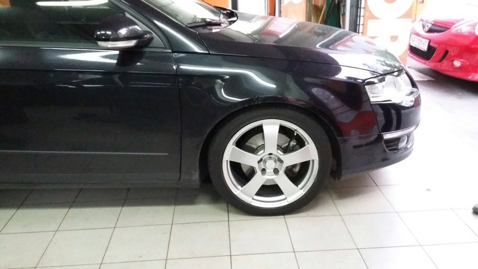 R18 J7,5 СMS з гумою 215/40/18 5