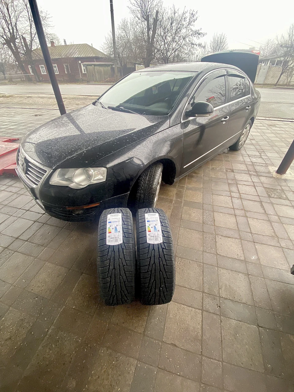 Взуваю пасатика в Nokian Nordman RS2 205/55 R16 94R XL