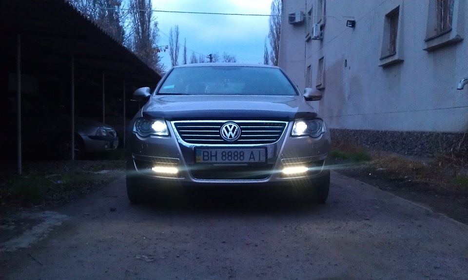 DRL зі штатними адаптерами (денні ходові вогні) 3
