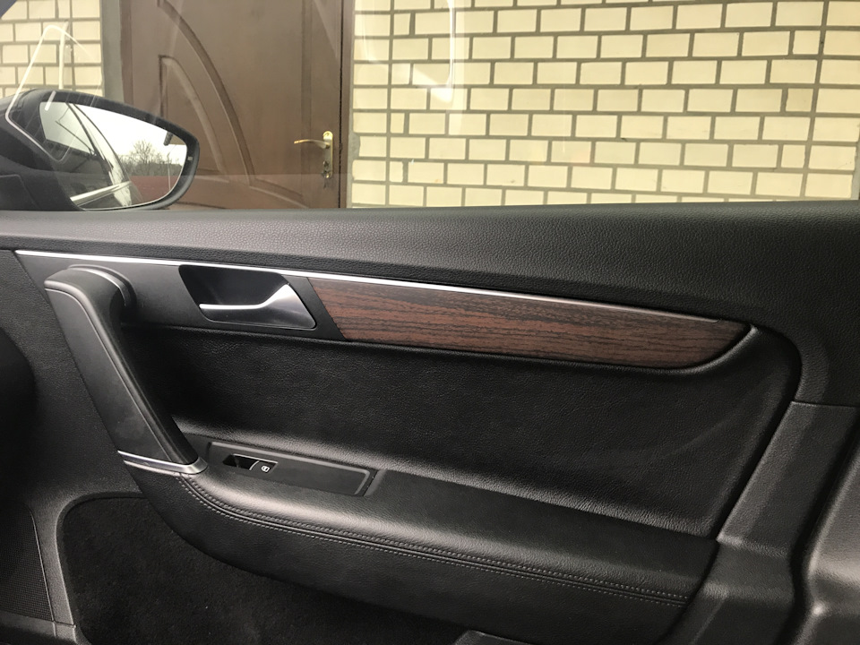 Декор салону Passat B7 4