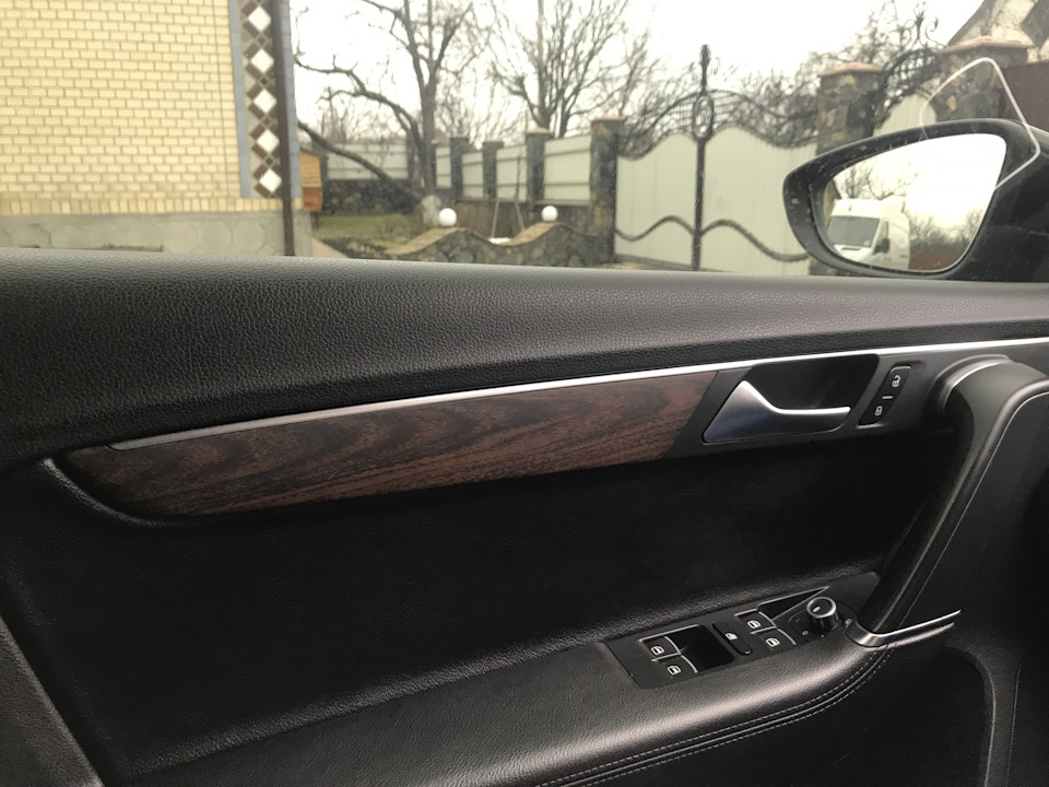 Декор салону Passat B7 5