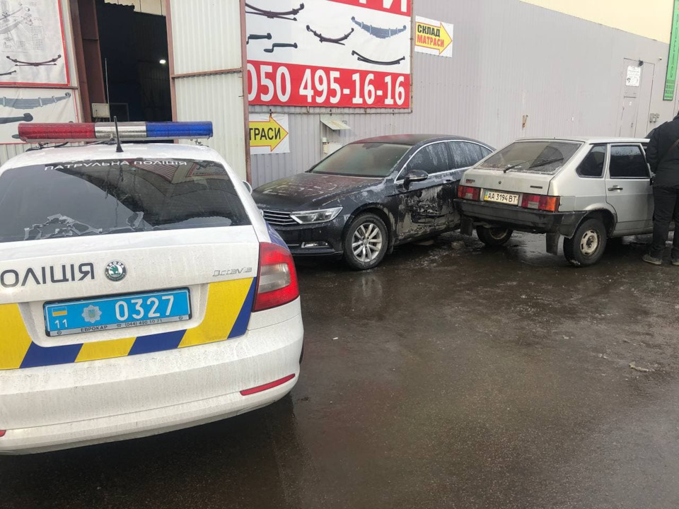 пост болю - підбір деталі в колір за кодом фарби VW 1
