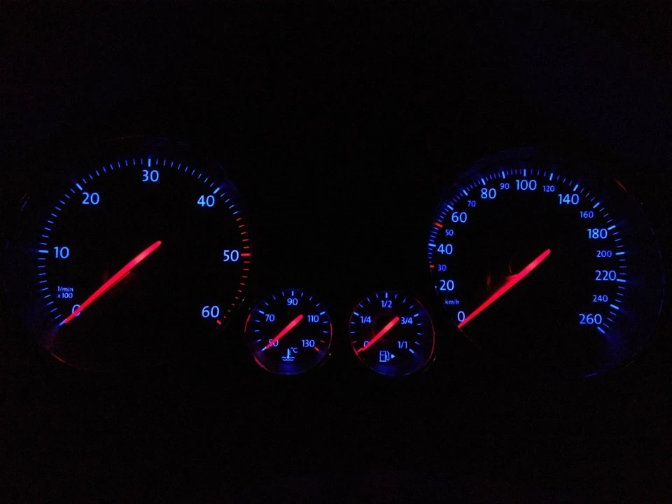 Фото приладки Passat B6