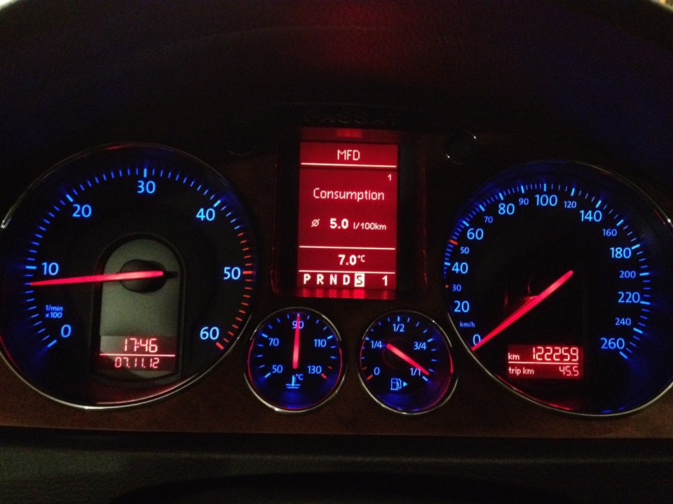 Фото приладки Passat B6 2