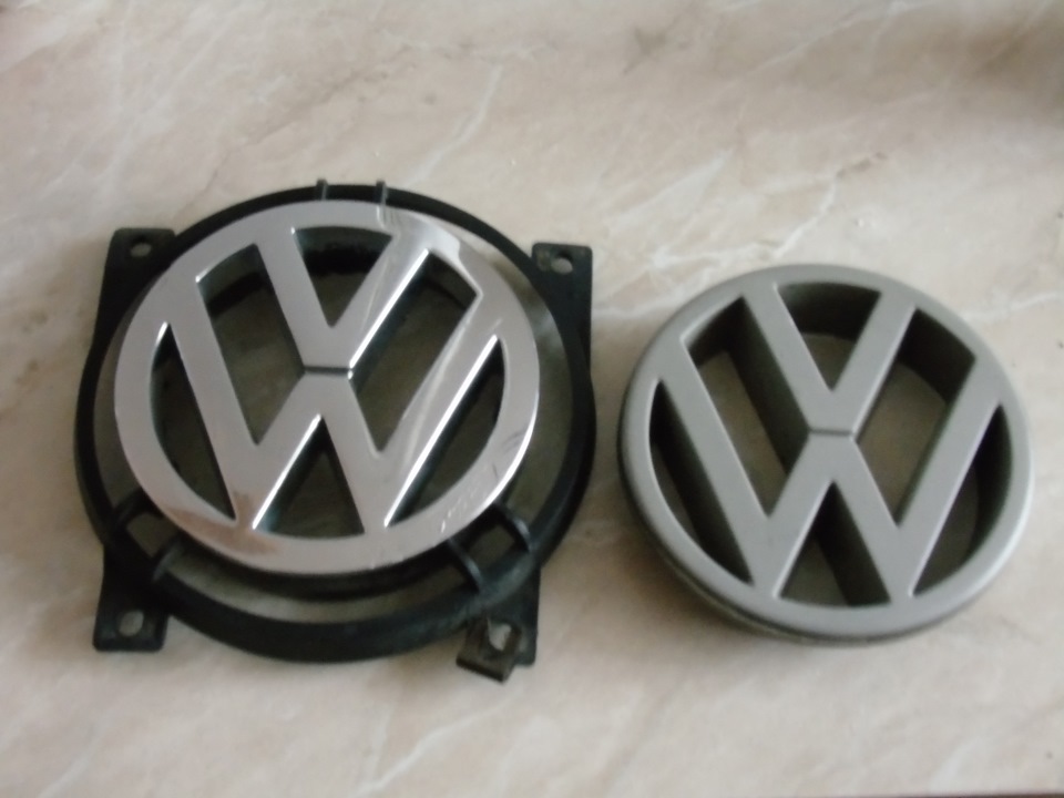 Нова емблема VW 1