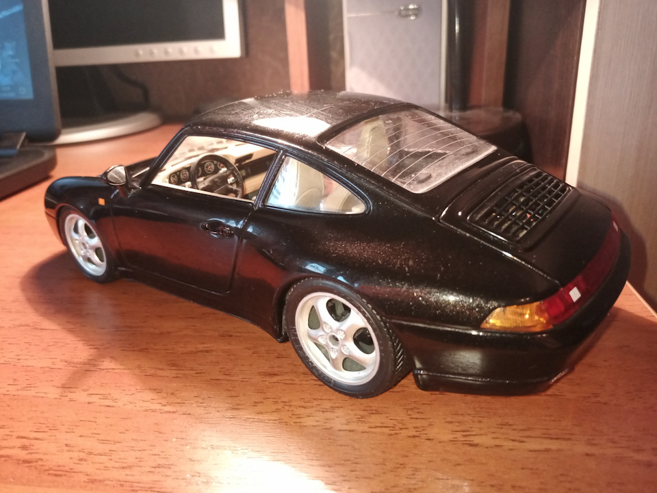 Придбання масштабної моделі Порше 911 1993 року випуску Bburago made in Italy. 4