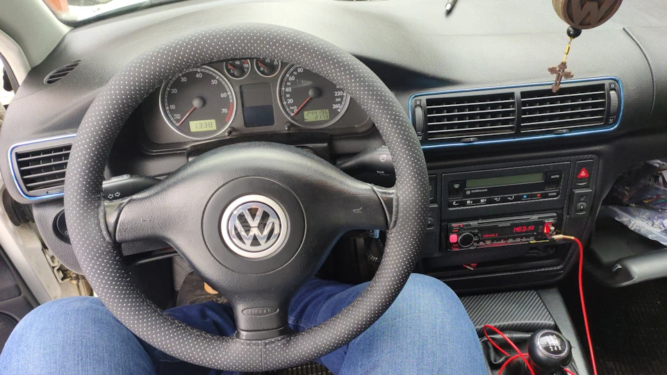 Плетка на кермо Passat b5+