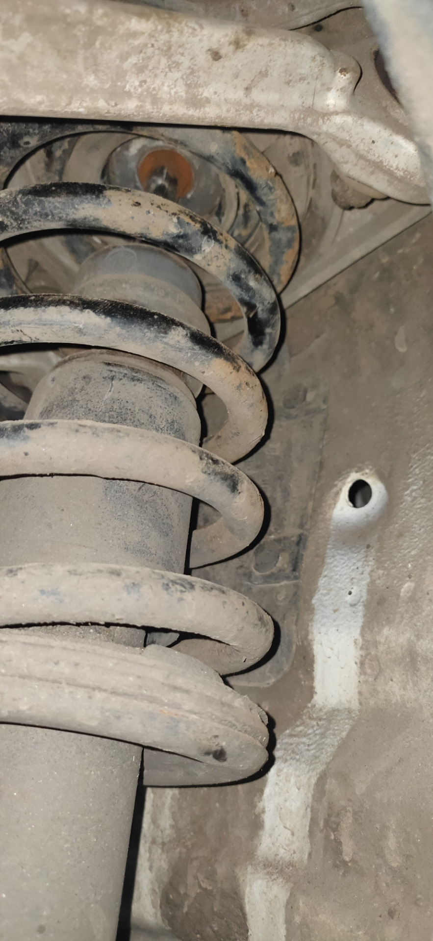 Стук в передній підвісці Passat b5+ 3