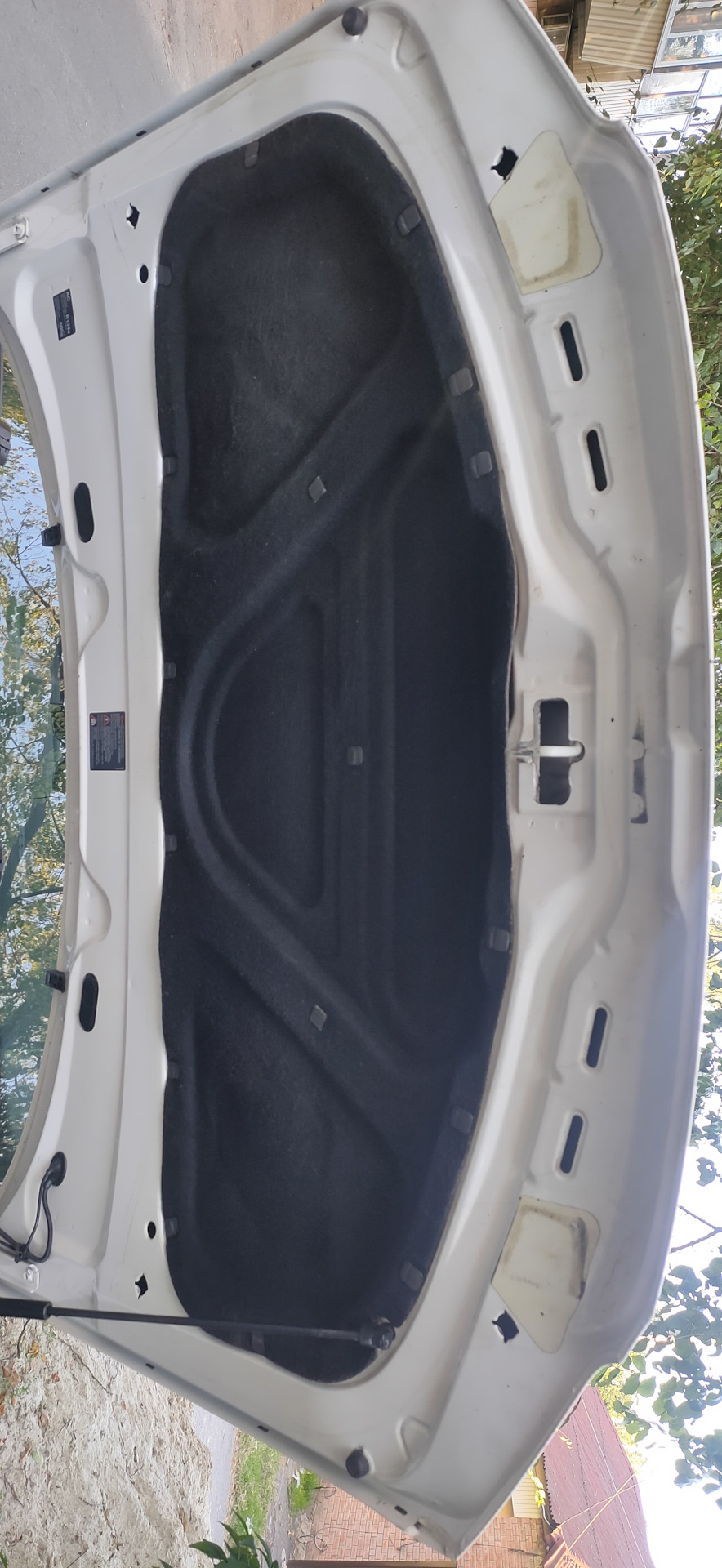 Шумоізоляція капота Passat b5+ 3