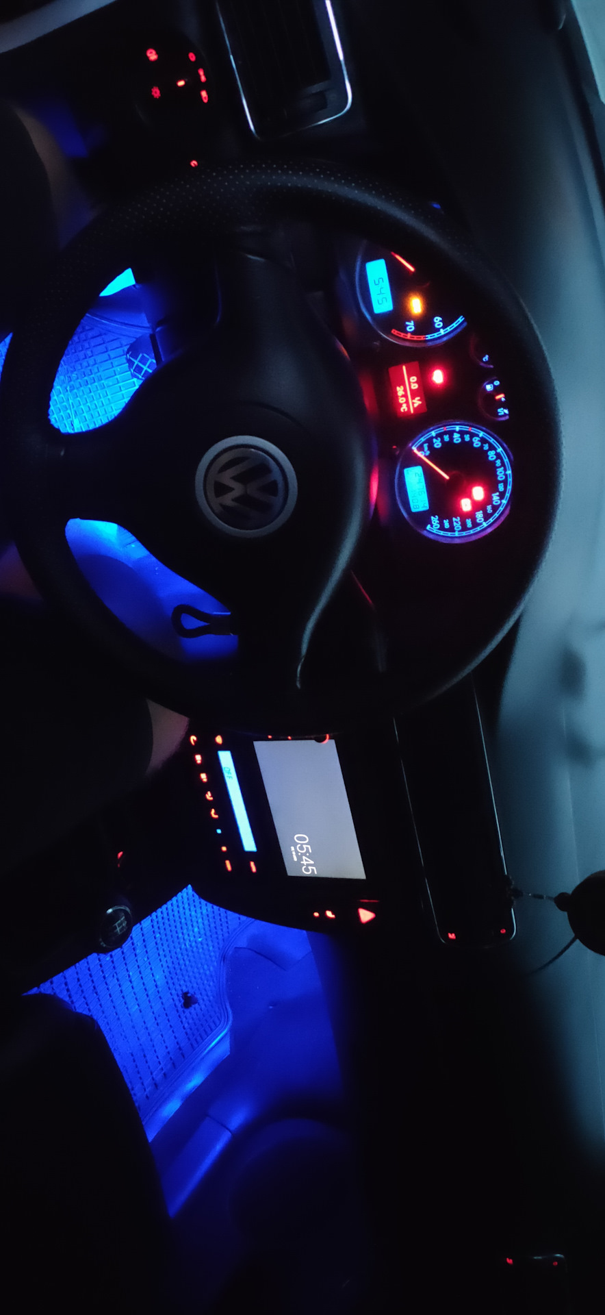Встановлення rgb габаритів та підсвічування салону Passat b5+ 2