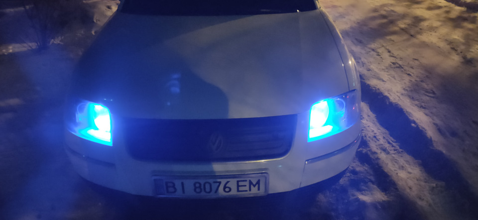 Встановлення rgb габаритів та підсвічування салону Passat b5+ 3