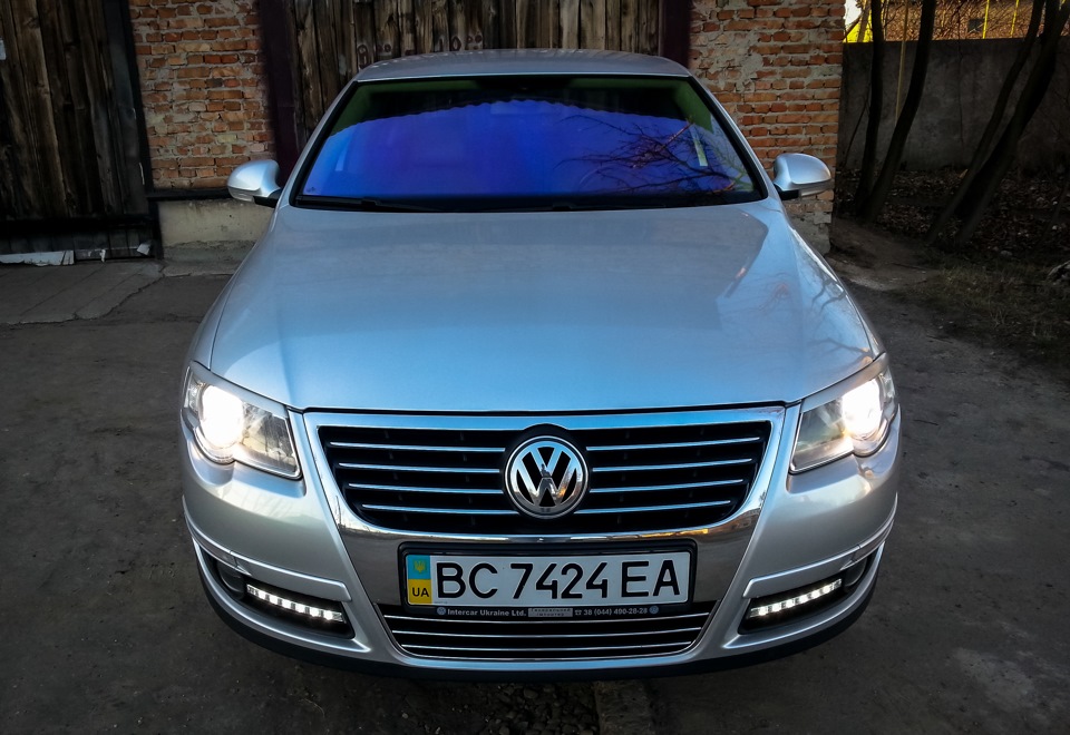 Мийка та примірка вій 3