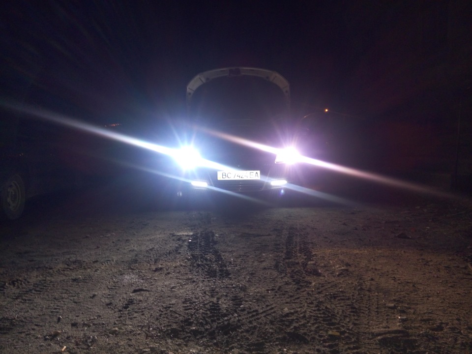 Перегоріла лампочка ксенону 55w 4