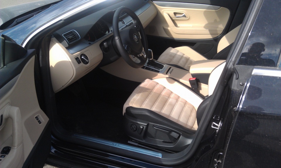Ось кілька фото як я дивився своє авто 2