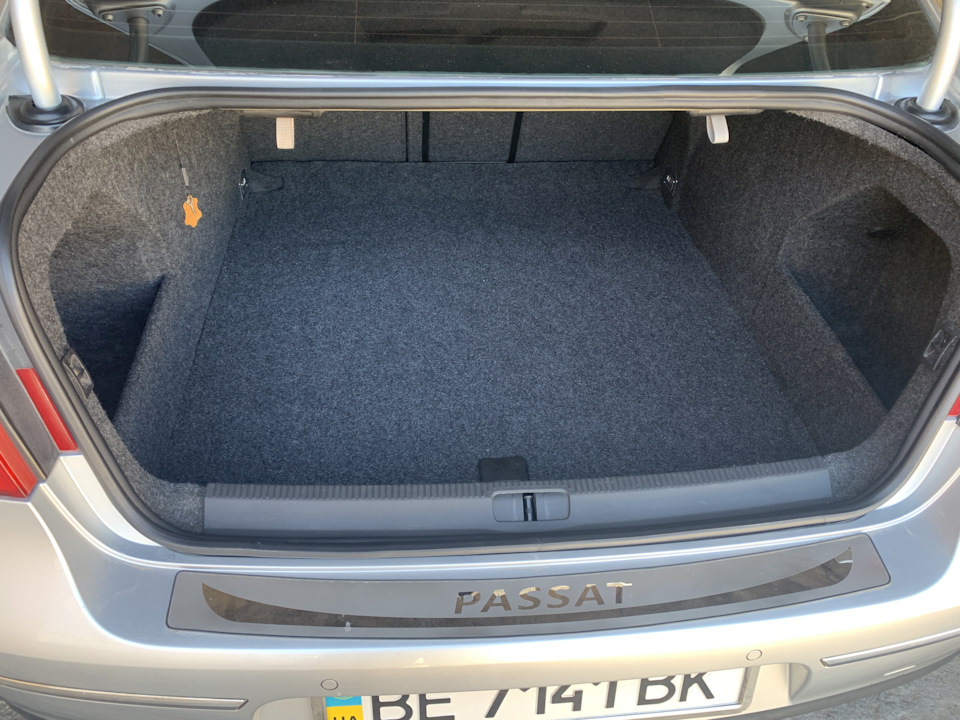 Органайзер passat b6 4