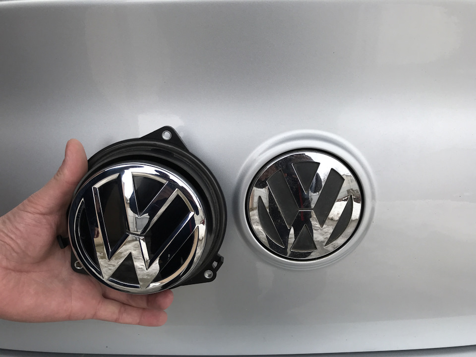 Встановлення ручки відкриття багажника від Volkswagen Пассат Б7 2