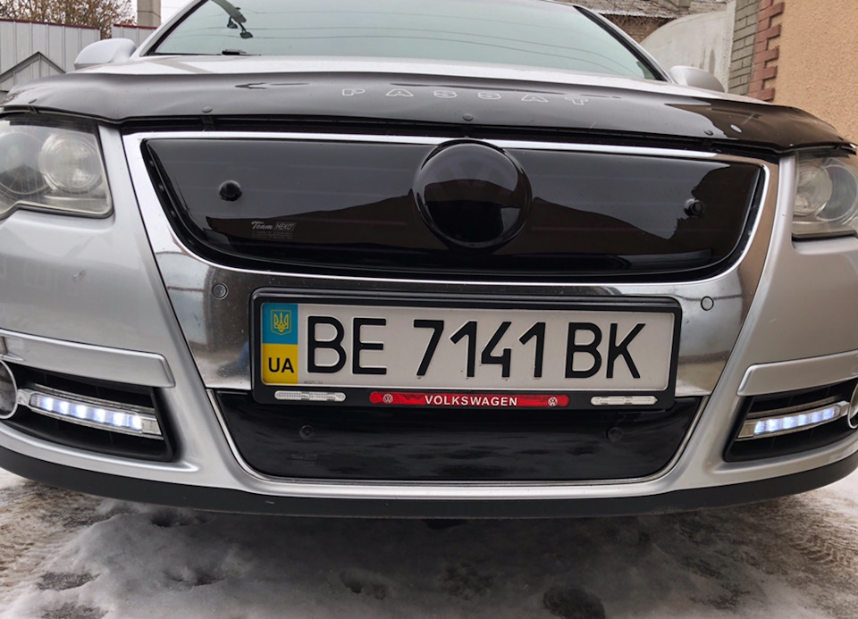 Зимовий захист решітки радіатора 2 пасат б6 2