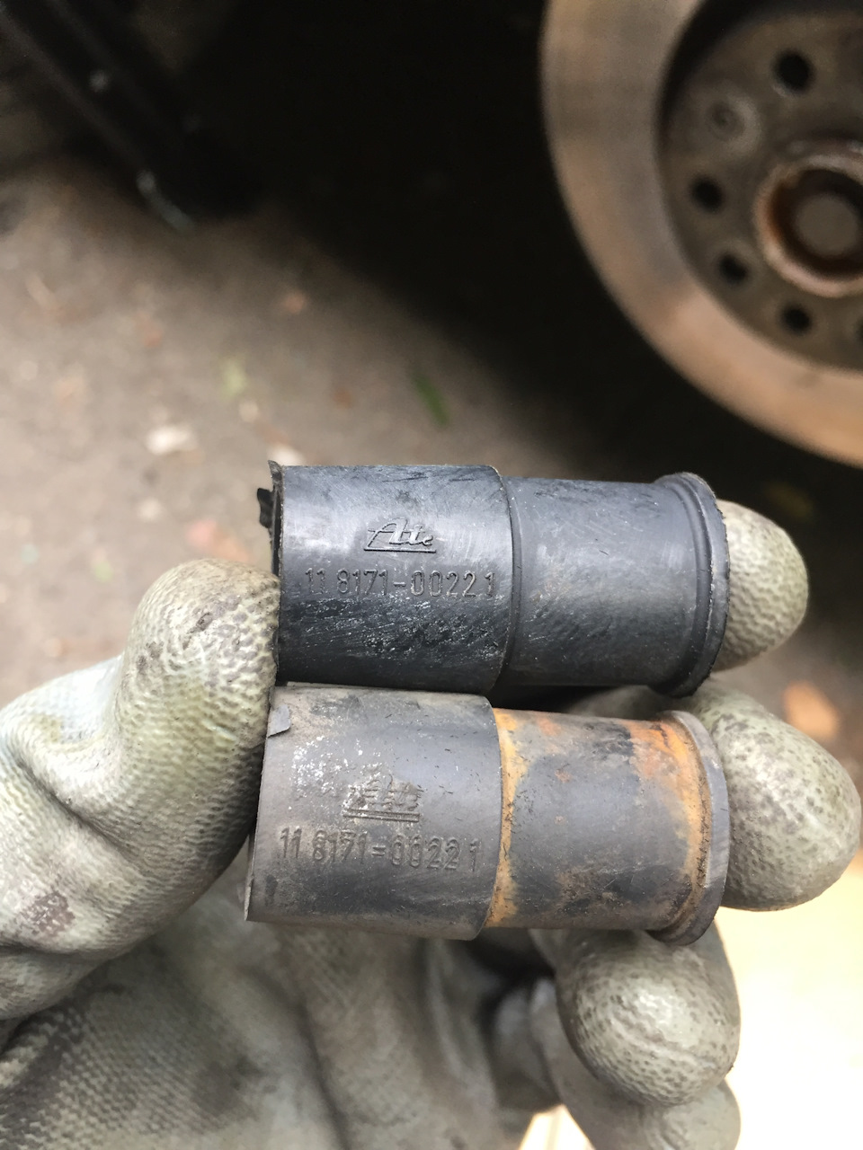 Планове обслуговування передніх гальм. 5