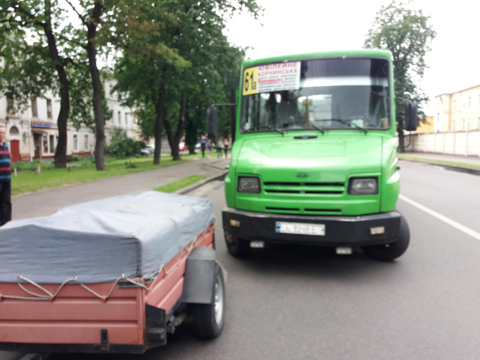 Мого друга та помічника підбили))) 2