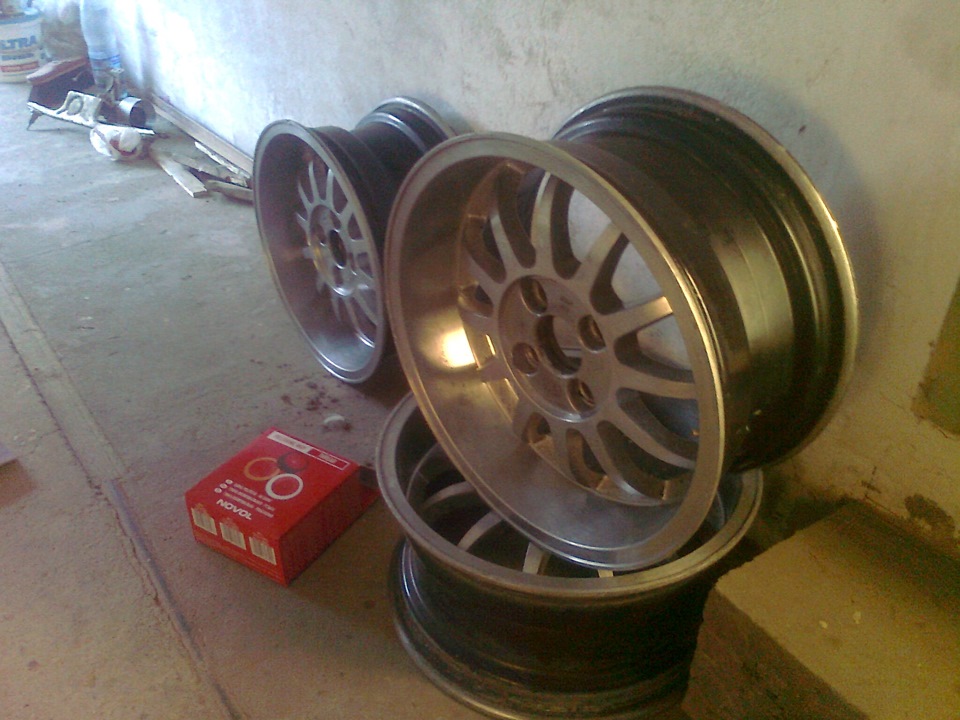 RH Classic R15 ET25 7J 2