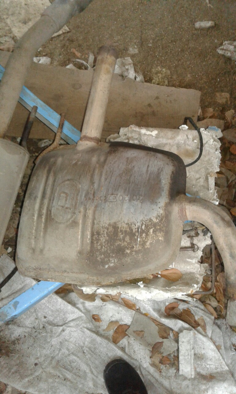 Зміна глушника. 3