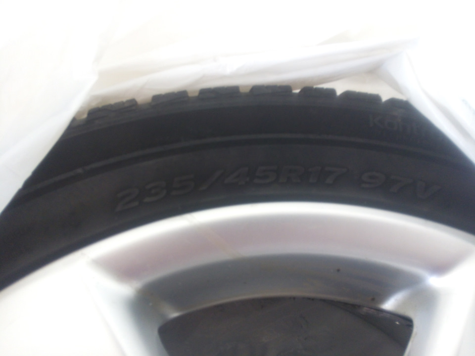 Borbet R17 235/45 2