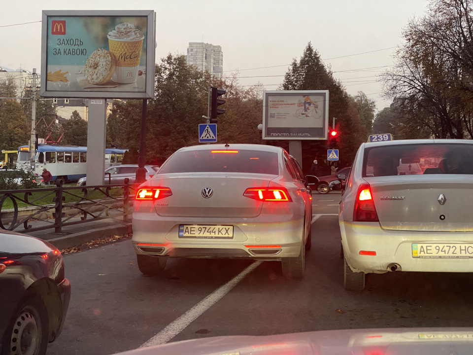 Перше те, спостереження за авто. 2