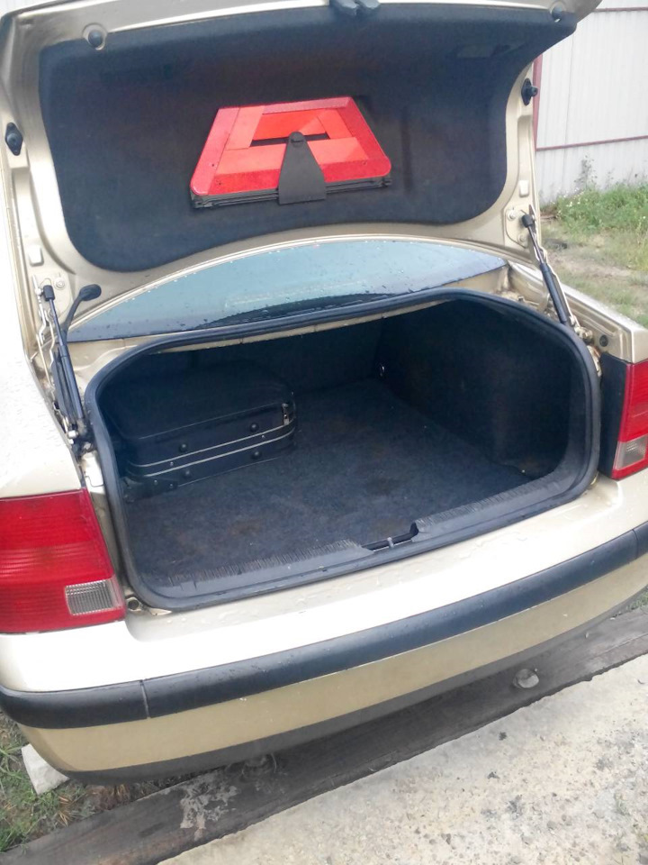 Тадададааам! Моє нове кохання ... VW Passat B5 1.9TDI АКП 5