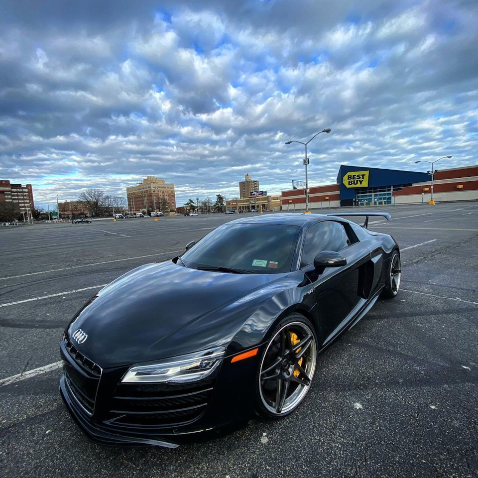 3DcolorMFD - Audi R8 V10 додаємо фарб у і без того яскравий автомобіль. 1