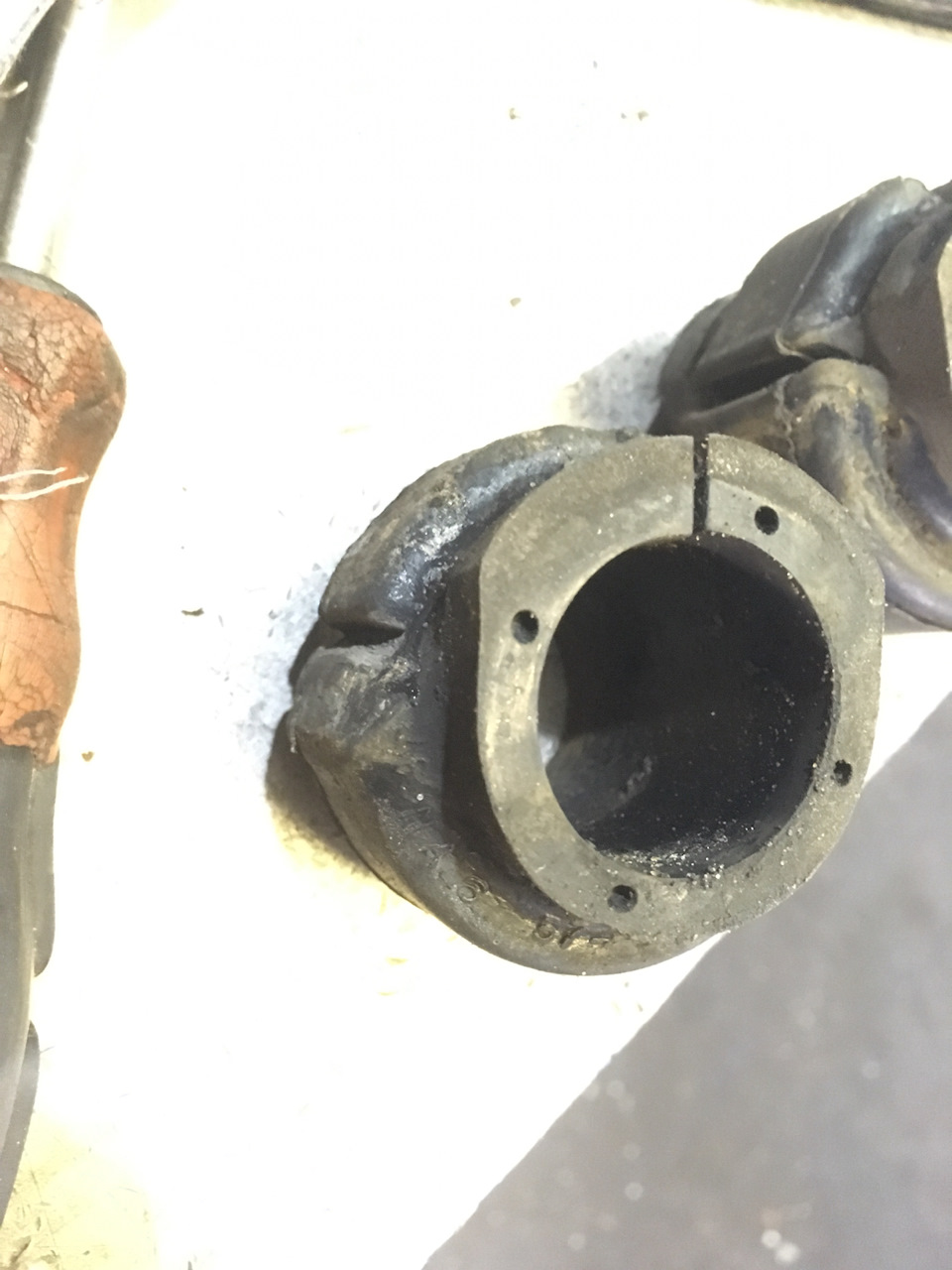 Прокладка клапанної кришки, свічки, втулки стабілізатора 5