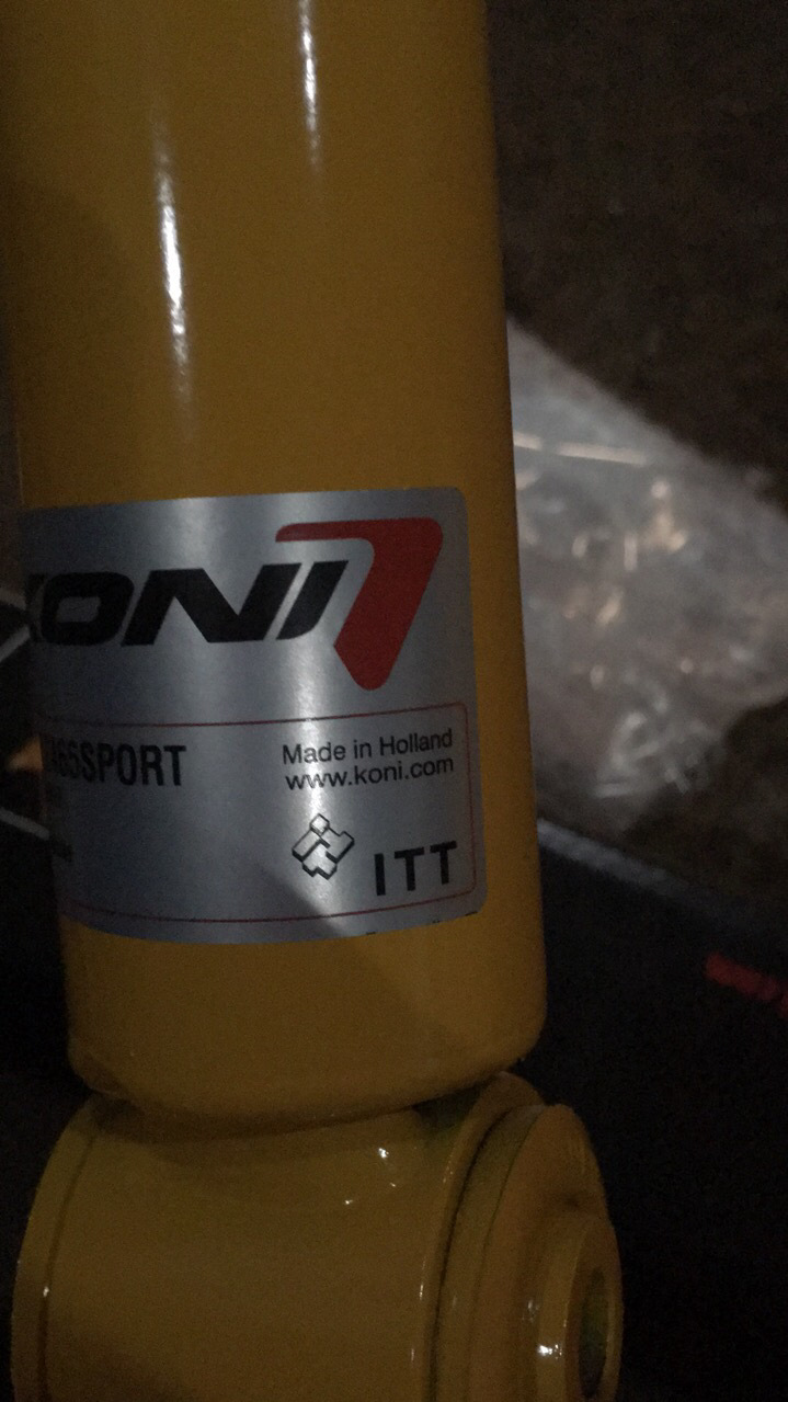 Задні амортизатори Koni sport 1