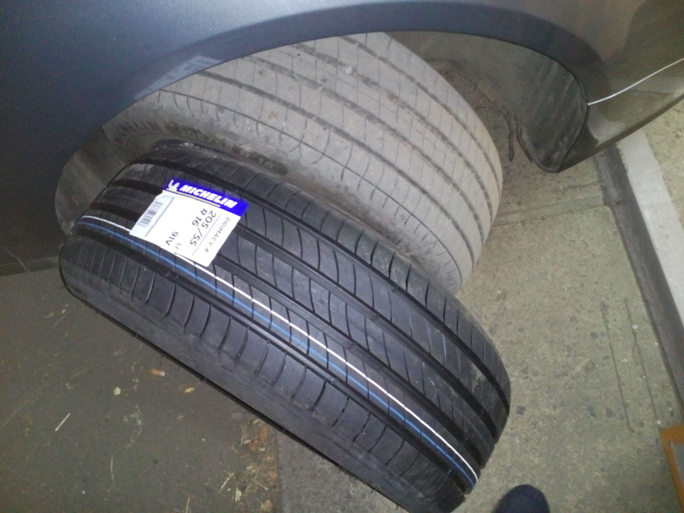 Гума Michelin Primacy 4 мені в ангар 5