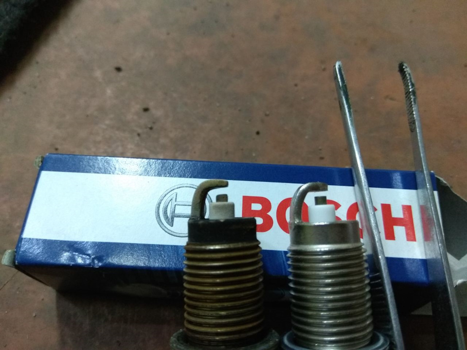 Заміна свічок запалювання 1