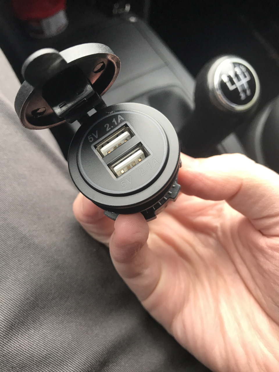 USB зарядний для реєстратора 4