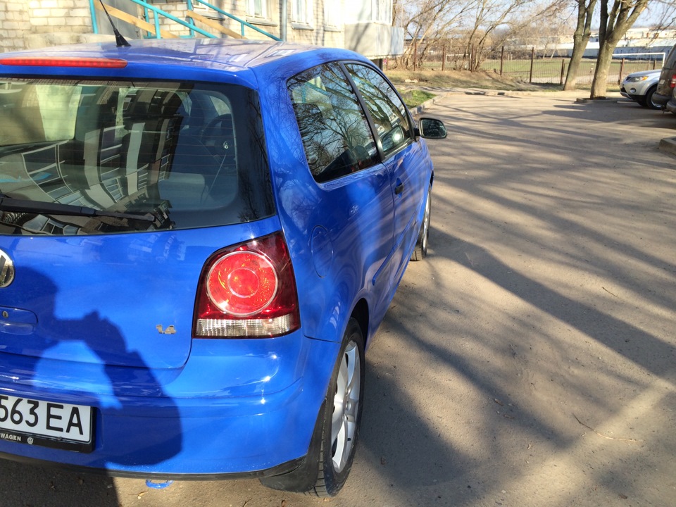 Грати GTI і молдиги в колір кузова 3