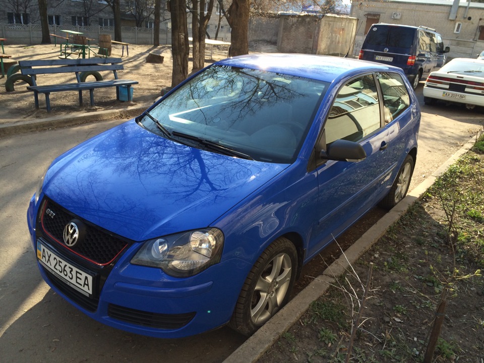 Грати GTI і молдиги в колір кузова 5