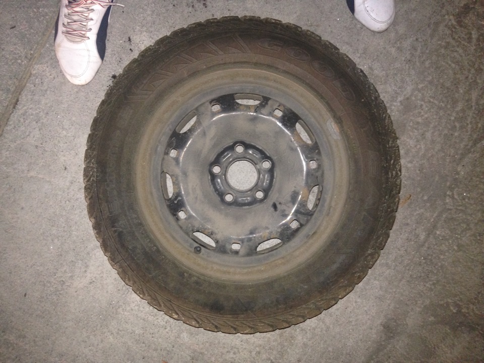 Продам Зимові шини R14 185/65 GoodYear Ultra 4